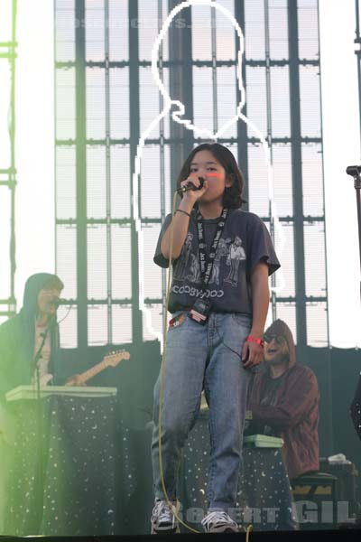 SUPERORGANISM - 2018-07-07 - BELFORT - Presqu'ile de Malsaucy - La plage - 